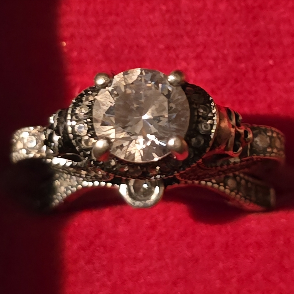 2 Elegant Silver (925) Skull Rings